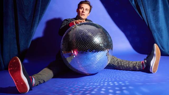 Friendlyjordies Presents: Alien Hunter, Tue, Jul 28, The Bell House, Gowanus