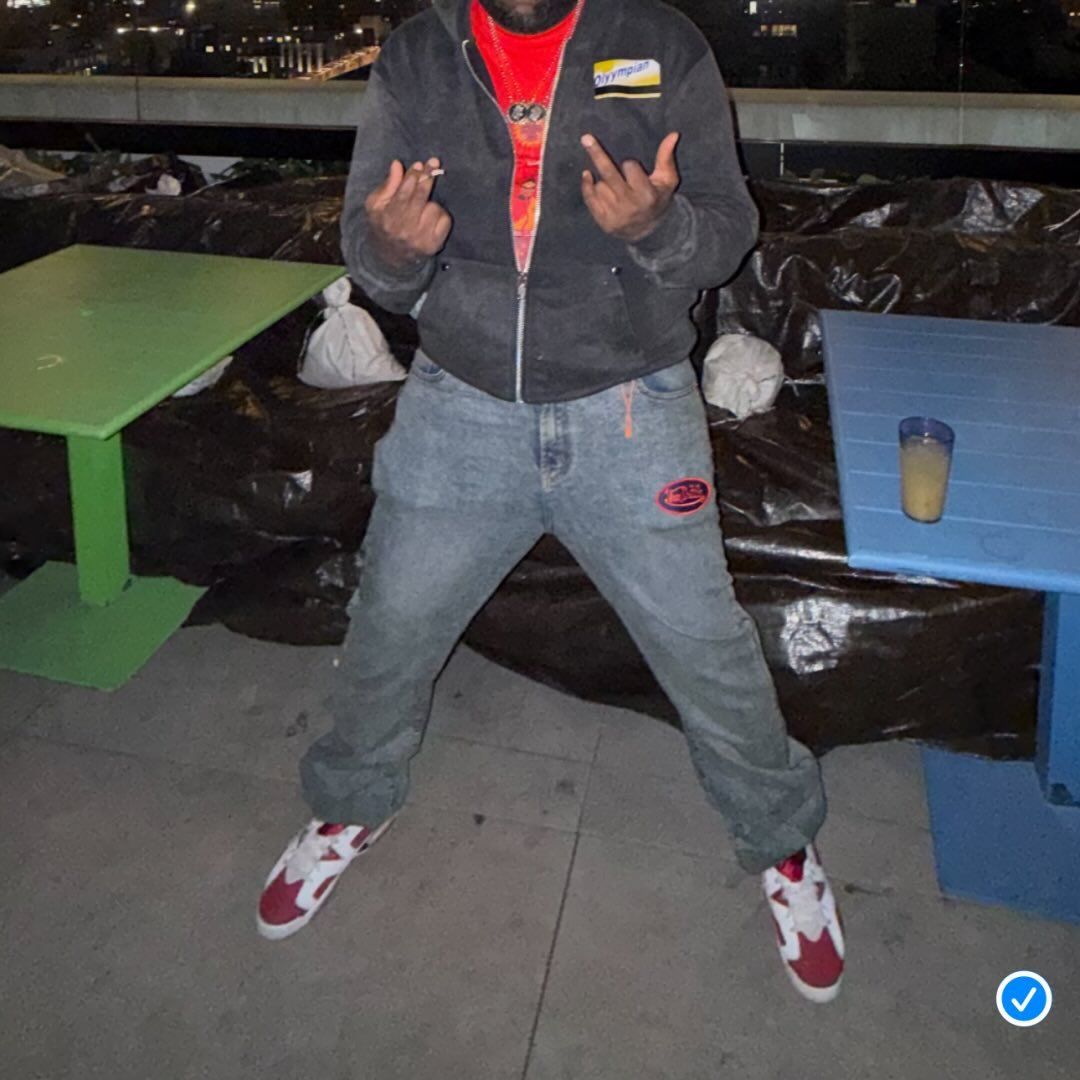 Mic Rich the Tour Man